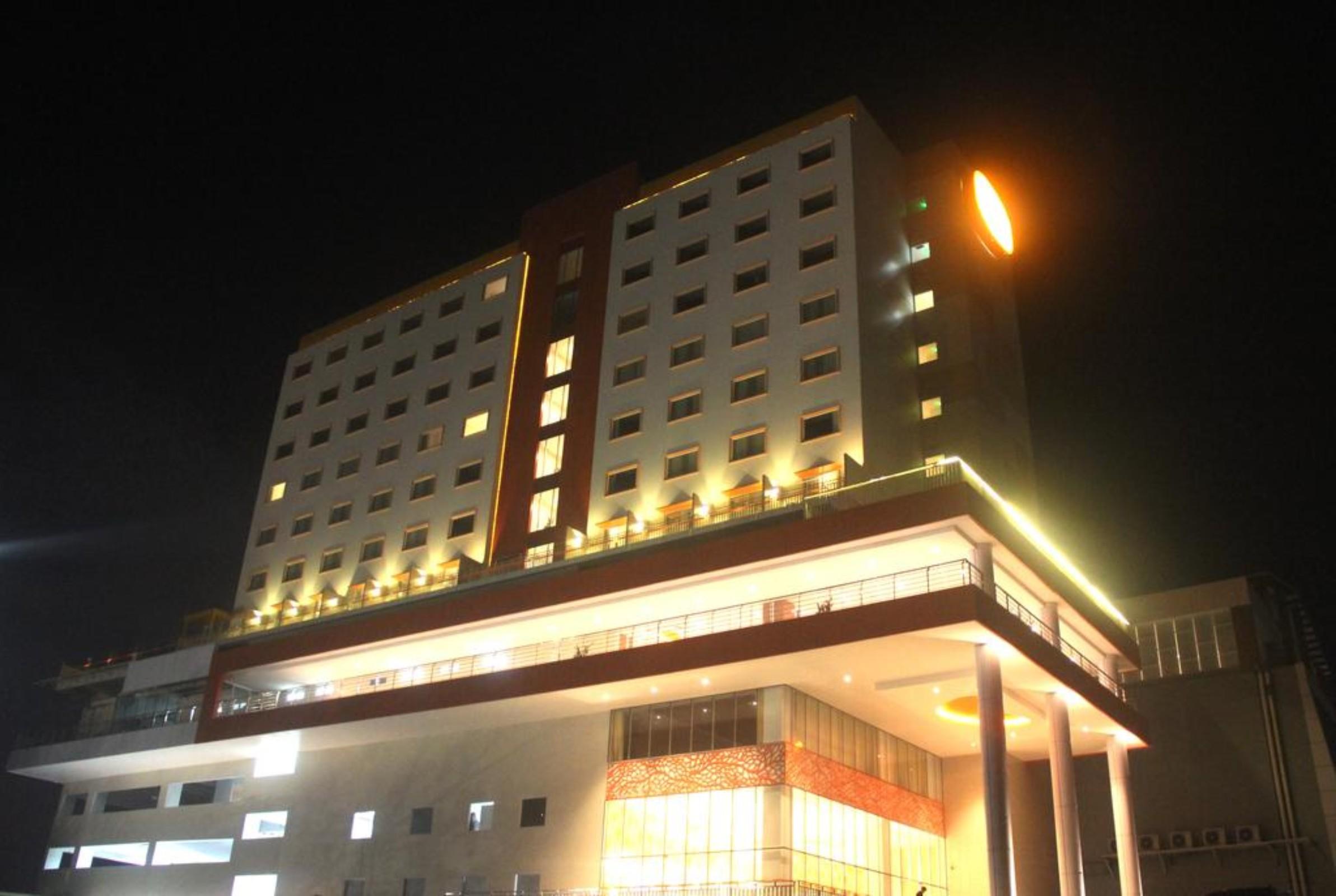 Harris Hotel Samarinda Exterior photo